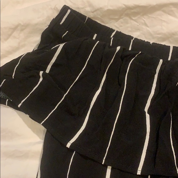 Off The Shoulder Striped Dress - Picture 2 of 3